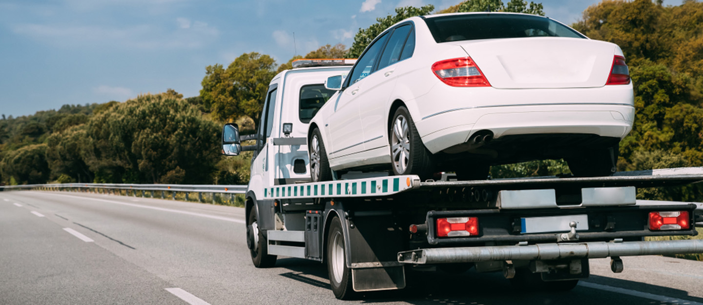 Why Reliable Car Recovery Matters for Luxury Transport in Dubai - Sakura Passenger Transport by Rented Buses L.L.C Reliable Car Recovery